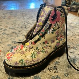 Sinclair Floral Mash Up Leather Platform Boots - Size US 7 / EU 38 / UK 5